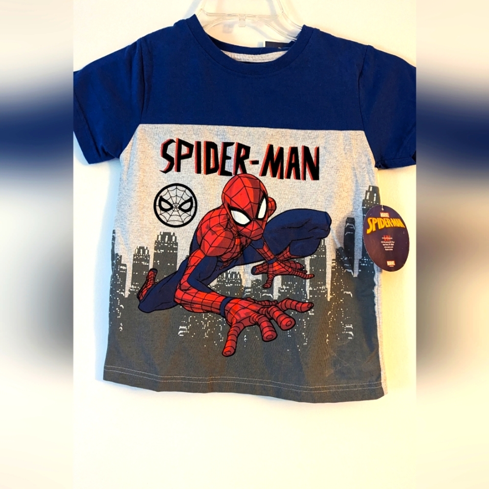 New Boys size 7 Spiderman tshirt